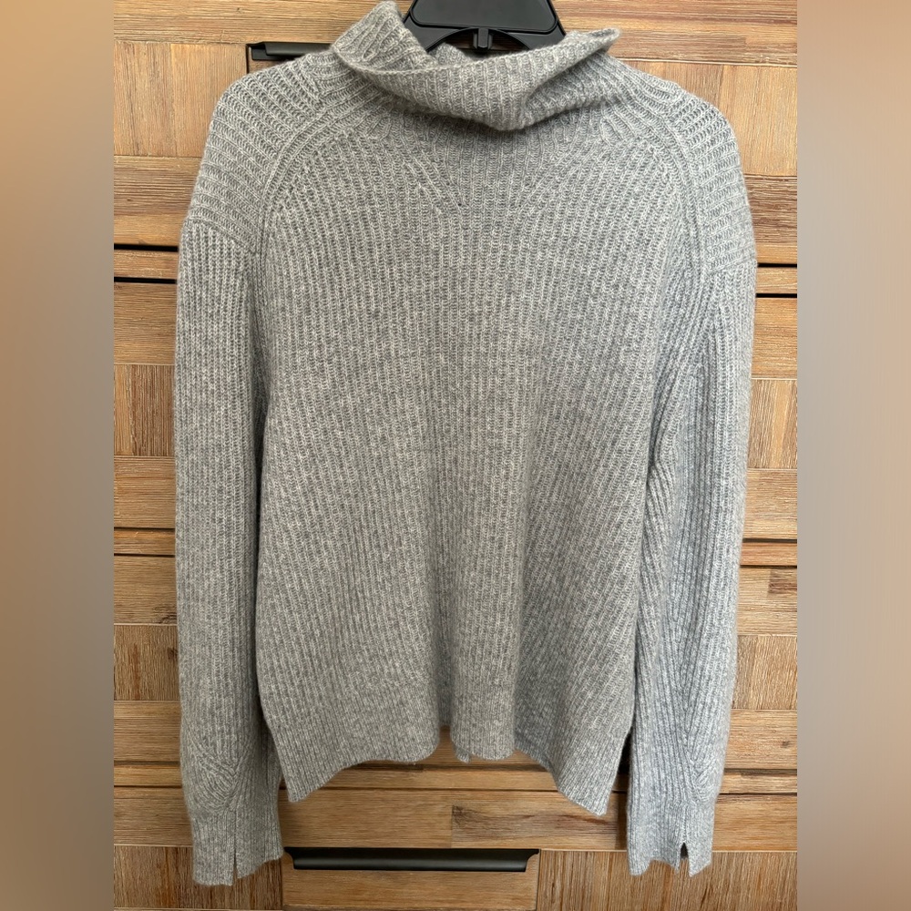 🌟 NWOT Rag & bone 100% cashmere Pierce turtleneck